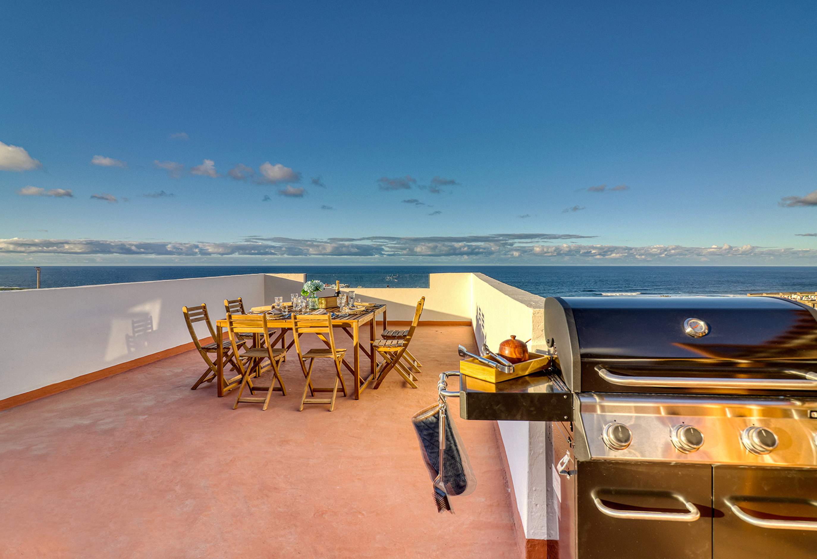 Rooftop terrace with BBQ